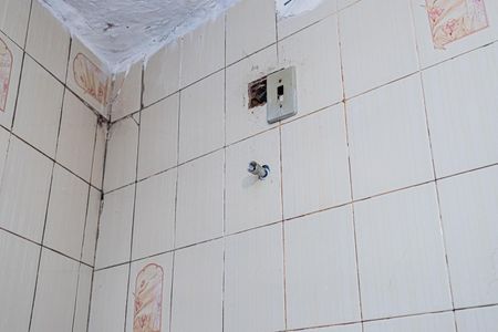 Casa à venda com 270m², 5 quartos e 3 vagasBanheiro - edícula 1