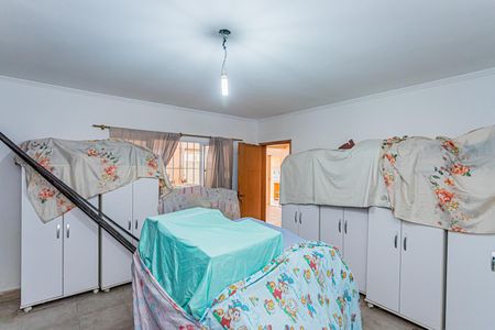 Casa à venda com 270m², 5 quartos e 3 vagasQuarto de serviço - garagem