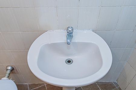 Casa à venda com 270m², 5 quartos e 3 vagasBanheiro - edícula 1