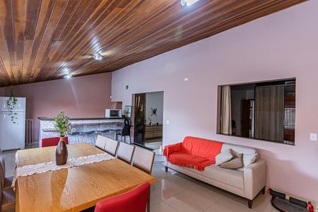 Casa à venda com 270m², 5 quartos e 3 vagasEspaço Gourmet