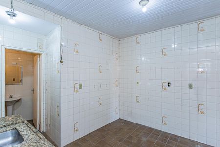 Casa à venda com 270m², 5 quartos e 3 vagasCozinha - edícula 1