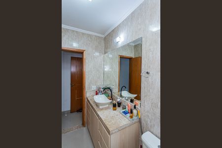 Casa à venda com 270m², 5 quartos e 3 vagasBanheiro suite