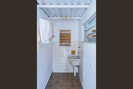 Casa à venda com 270m², 5 quartos e 3 vagasÁrea de serviço - edícula 1