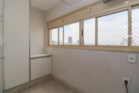 Apartamento para alugar com 110m², 2 quartos e 2 vagasÁrea de Serviço