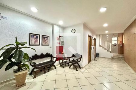 Apartamento à venda com 52m², 2 quartos e 1 vaga Apartamento à venda com 52m², 2 quartos e 1 vagaHall social