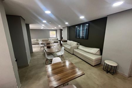 Apartamento para alugar com 40m², 2 quartos e 1 vagaÁrea comum - Salão de festas