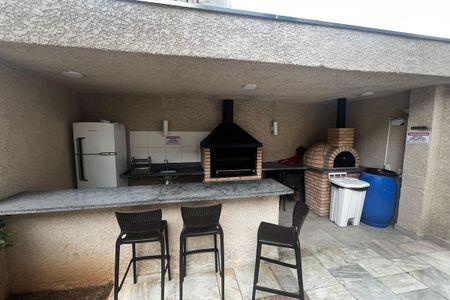 Apartamento para alugar com 40m², 2 quartos e 1 vagaÁrea comum - Churrasqueira