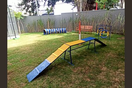 Apartamento à venda com 36m², 2 quartos e sem vagaÁrea comum