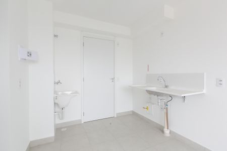 Apartamento para alugar com 35m², 2 quartos e sem vaga Apartamento para alugar com 35m², 2 quartos e sem vagaSala / Cozinha