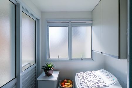 Apartamento à venda com 62m², 2 quartos e 1 vaga Apartamento à venda com 62m², 2 quartos e 1 vagaÁrea de Serviço