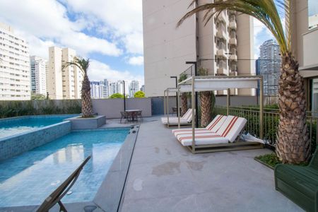 Apartamento à venda com 156m², 3 quartos e 2 vagasÁrea comum - Piscina