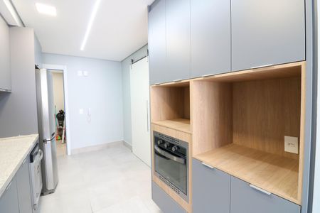 Apartamento à venda com 156m², 3 quartos e 2 vagasCozinha