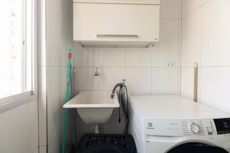Apartamento à venda com 56m², 2 quartos e 1 vagaÁrea de Serviço 