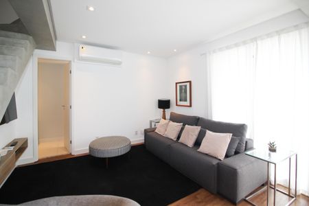 Sala de apartamento para alugar com 2 quartos, 98m² em Vila Olímpia, São Paulo