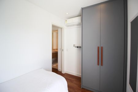 Apartamento para alugar com 98m², 2 quartos e 2 vagasQuarto