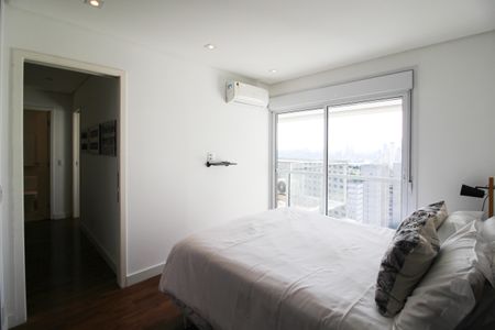 Apartamento para alugar com 98m², 2 quartos e 2 vagasSuíte