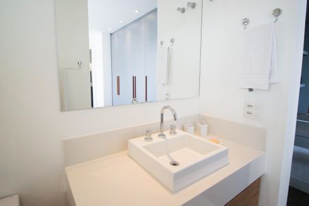 Apartamento para alugar com 98m², 2 quartos e 2 vagasBanheiro da Suíte