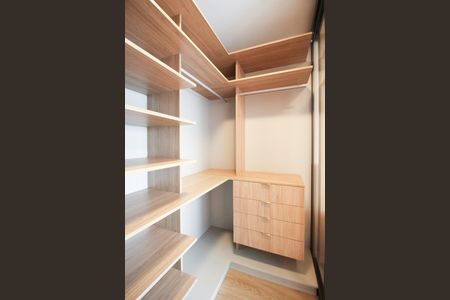 Apartamento para alugar com 98m², 2 quartos e 1 vagaCloset da suíte