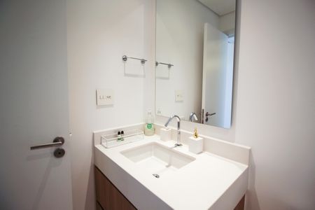 Apartamento para alugar com 98m², 2 quartos e 1 vagaBanheiro