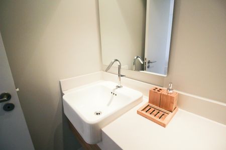 Apartamento para alugar com 98m², 2 quartos e 1 vagaLavabo