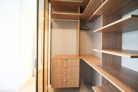 Apartamento para alugar com 98m², 2 quartos e 1 vagaCloset da suíte