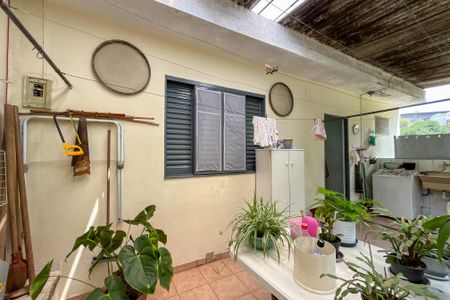 Casa à venda com 305m², 4 quartos e 2 vagas Casa à venda com 305m², 4 quartos e 2 vagasÁrea de Serviço