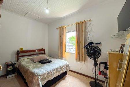 Casa à venda com 305m², 4 quartos e 2 vagas Casa à venda com 305m², 4 quartos e 2 vagasQuarto 3