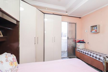 Casa à venda com 120m², 5 quartos e 4 vagasCasa 01 - Quarto 1 - Suíte