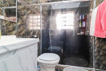 Casa à venda com 120m², 5 quartos e 4 vagasCasa 01 - Banheiro da Suíte 1