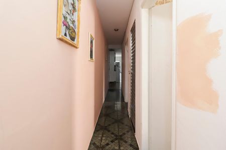 Casa à venda com 120m², 5 quartos e 4 vagasCasa 01 - Corredor