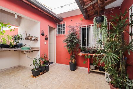Casa à venda com 120m², 5 quartos e 4 vagasCasa 01 - Churrasqueira