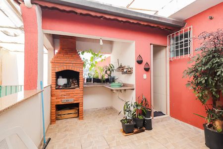 Casa à venda com 120m², 5 quartos e 4 vagasCasa 01 - Churrasqueira