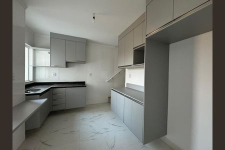 Apartamento à venda com 3 quartos, 160m² em Campestre, Santo André