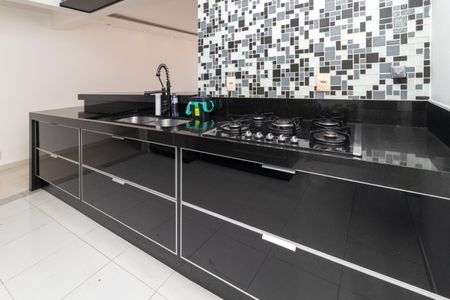 Apartamento à venda com 100m², 2 quartos e 1 vagaCozinha