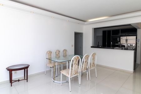 Apartamento à venda com 100m², 2 quartos e 1 vagaSala