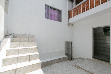 Casa à venda com 250m², 2 quartos e 8 vagasQuintal