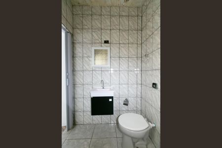 Casa à venda com 250m², 2 quartos e 8 vagasBanheiro 1