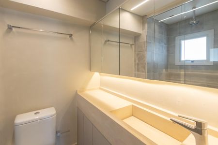 Apartamento para alugar com 74m², 2 quartos e 1 vaga Apartamento para alugar com 74m², 2 quartos e 1 vagaBanheiro da Suíte 2