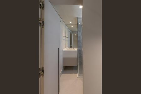 Apartamento para alugar com 74m², 2 quartos e 1 vaga Apartamento para alugar com 74m², 2 quartos e 1 vagaBanheiro da Suíte 1
