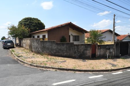 Casa à venda com 195m², 3 quartos e 1 vagaFachada