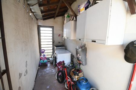 Casa à venda com 195m², 3 quartos e 1 vagaÁrea de Serviço