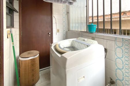 Apartamento à venda com 121m², 3 quartos e 1 vagaÁrea de Serviço