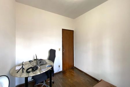 Apartamento à venda com 121m², 3 quartos e 1 vagaQuarto 2