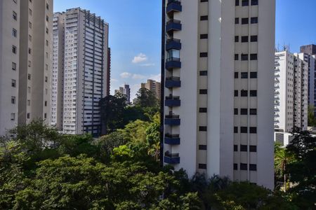 Apartamento para alugar com 120m², 3 quartos e 2 vagasVista da Suíte 1