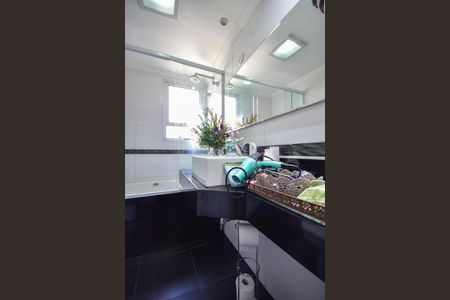 Apartamento para alugar com 120m², 3 quartos e 2 vagasBanheiro Suíte 2