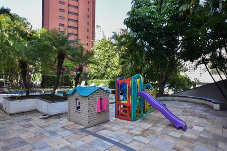 Apartamento para alugar com 120m², 3 quartos e 2 vagasPlayground