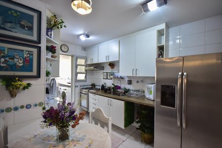 Apartamento para alugar com 120m², 3 quartos e 2 vagasCozinha