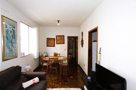 Sala de apartamento à venda com 3 quartos, 78m² em Caiçaras, Belo Horizonte