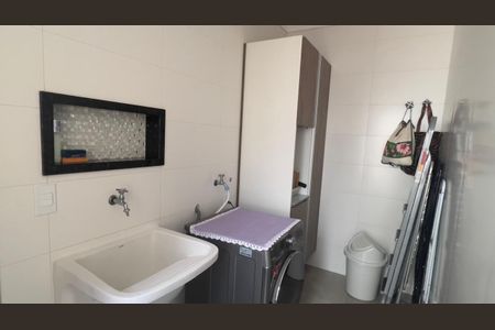 Casa à venda com 259m², 3 quartos e 6 vagasÁrea de Serviço