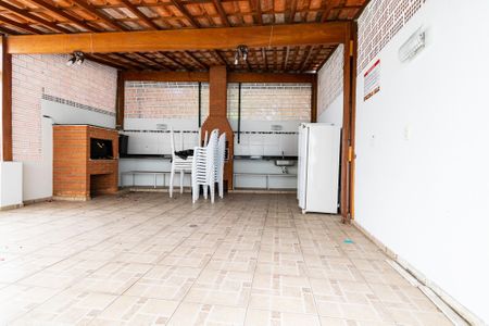 Apartamento para alugar com 60m², 2 quartos e 1 vagaÁrea comum - Churrasqueira